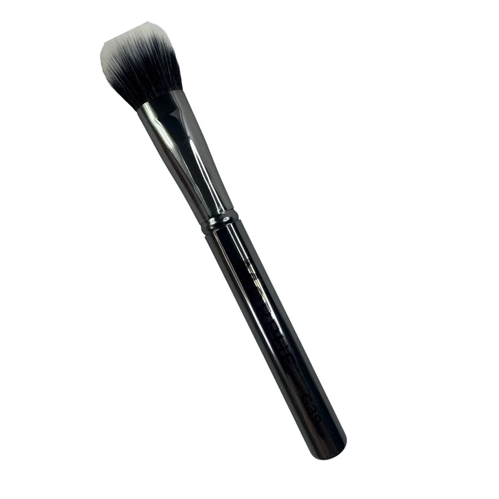 Morphe G39 Gunmetal Deluxe Buffer Makeup Brush Synthetic Bristles Silver Handle